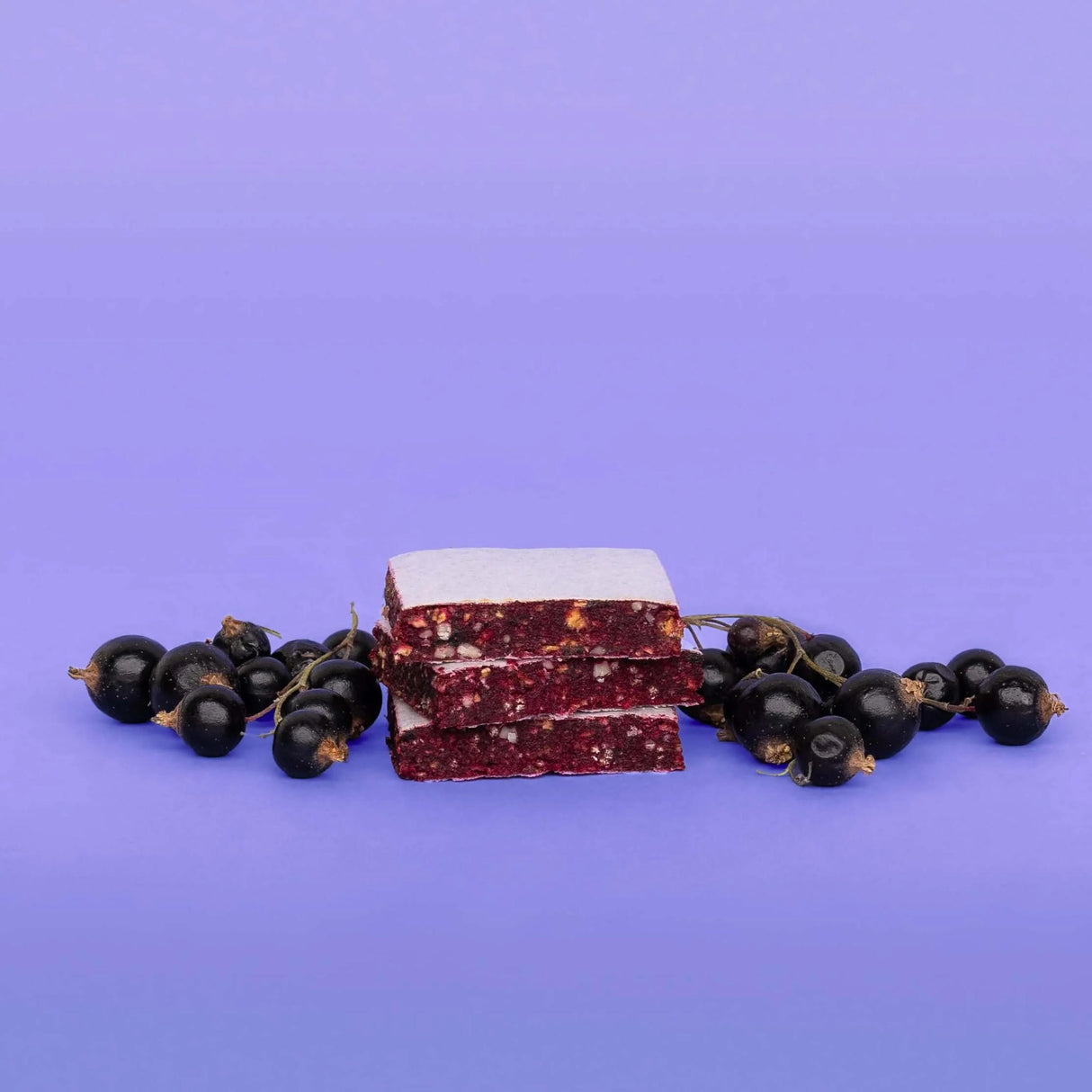 Fit SMOOTHIE Baton owocowo-warzywny z czerwonym burakiem i czarną porzeczką 32 g - Baton owocowy - Usovsko Food - Sklep Fit-Land - Kup na www