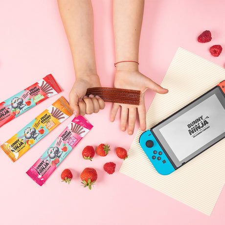 BUNNY NINJA Przekąska owocowa FRUIT STRAWS o smaku Jabłko Malina 16 g - - Sklep Fit-Land - Sklep Fit-Land - Kup na www