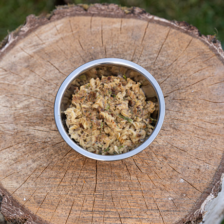 Makaron w sosie śmietanowym z pieczarkami i brokułami 135 g / 555 g THIS-1